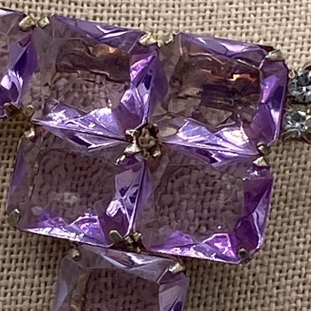 Vintage Art Deco Style Emerald Cut Amethyst Stones Accented With Rhinestone Pin - Picture 3 of 5